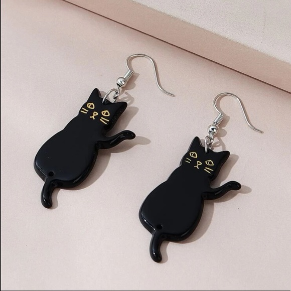 Cat Dangle Earrings - Picture 3 of 4